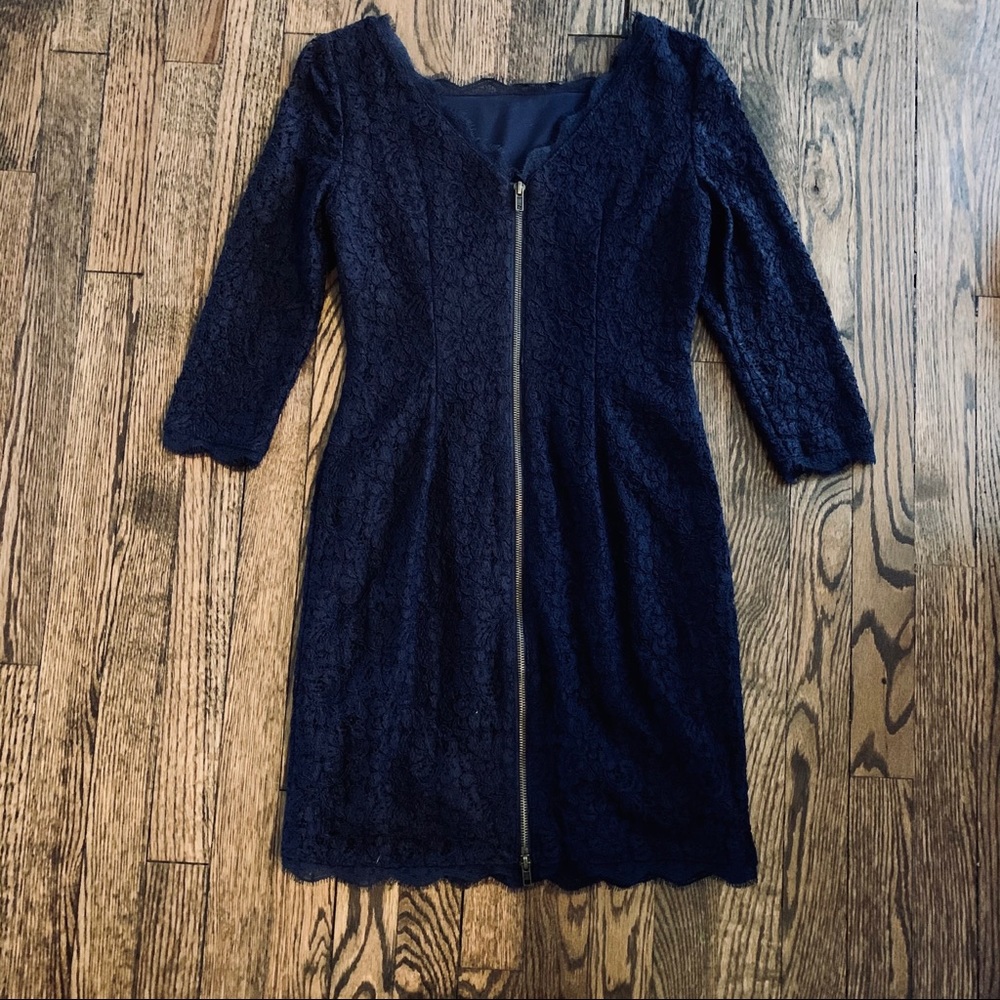 Adrianna Papell 3/4 sleeve lace scallop dress